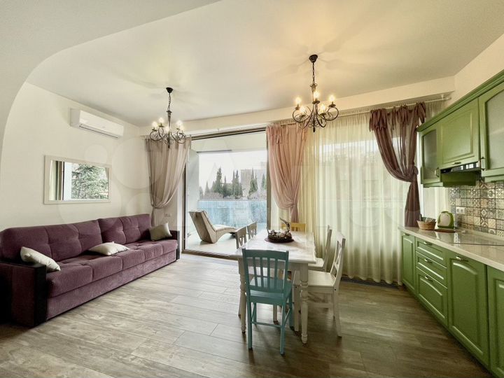 2-к. квартира, 104 м², 5/21 эт.