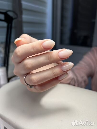 Маникюр с покрытием гель-лак