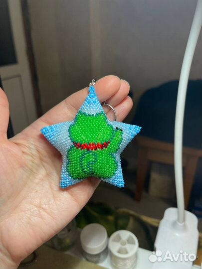 Брелок - талисман из бисера