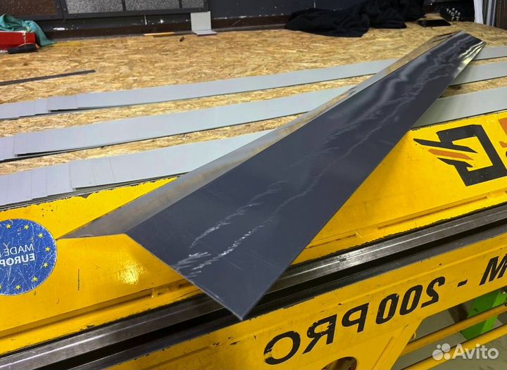 Конек на крышу