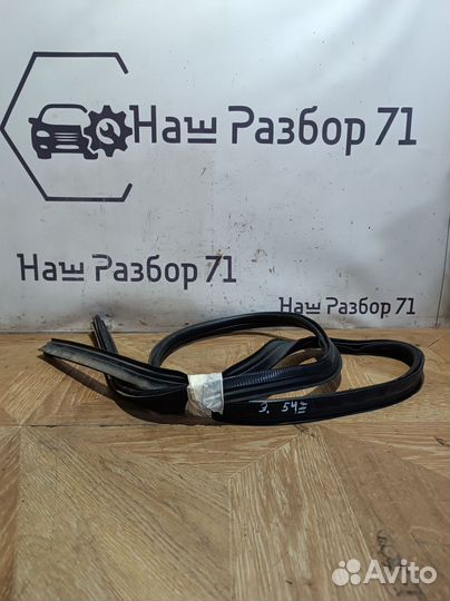 Уплотнитель задних дверей ford focus 2