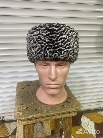 Ушанки папахи каракулевые