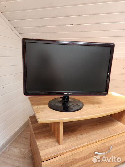 Многофункциональный монитор самсунг