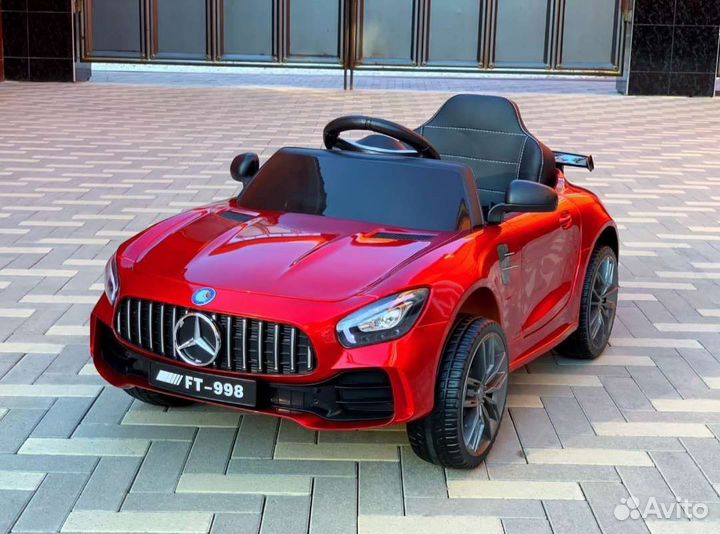 Детский автомобиль