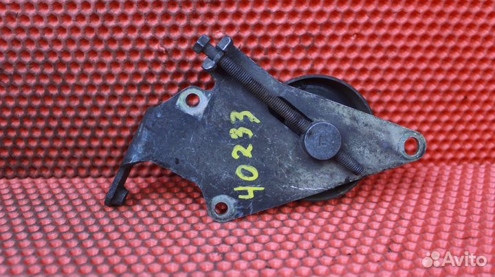 Натяжитель ремня приводного Nissan Elgrand UA-E51