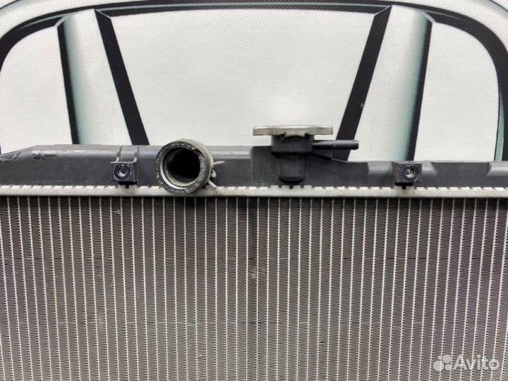 Радиатор охлаждения двигателя Honda Accord 7 CL