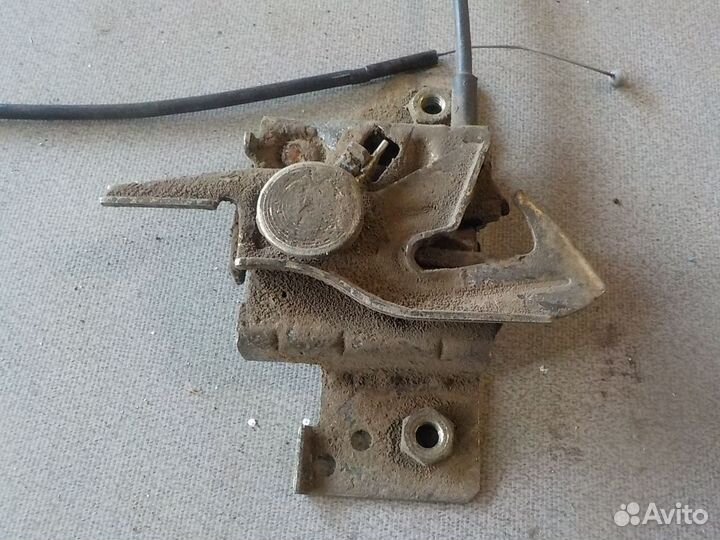 Замок капота Ford Fusion