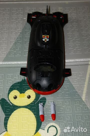 Подводная лодка, катер, пожарная машина