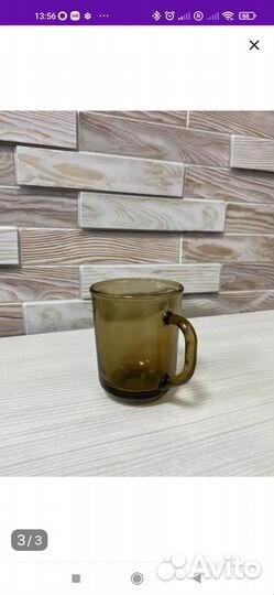 Кружка из тёмного стекла