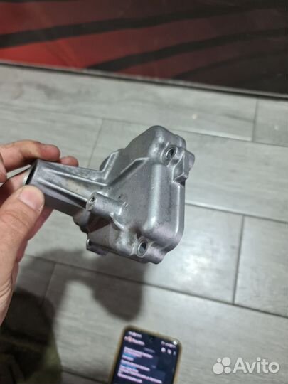 Крышка вала кпп Suzuki gsx-r 1300 hayabusa