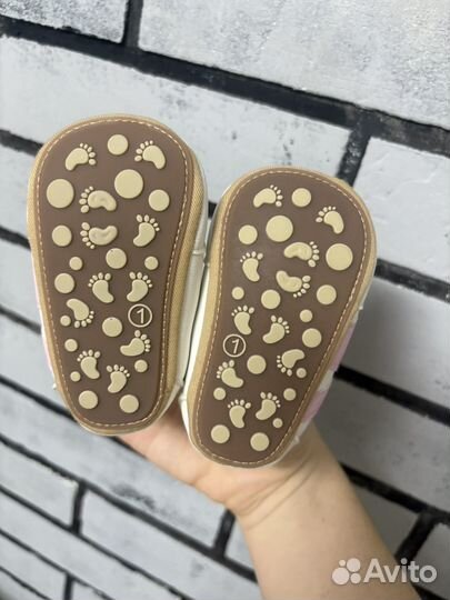 Кросовки для новорожденных