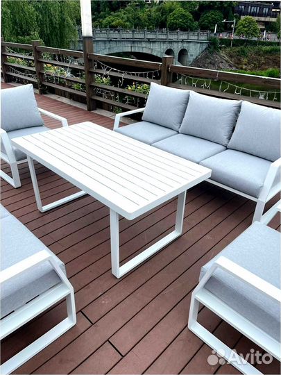 Садовая мебель уличная