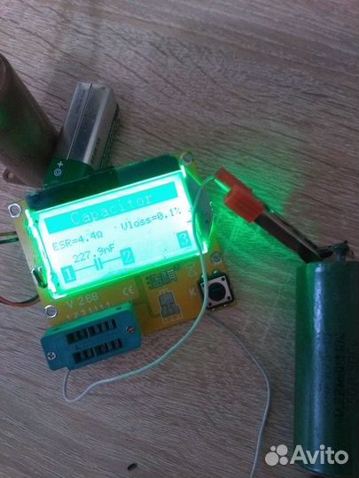 Конденсаторы разные продам