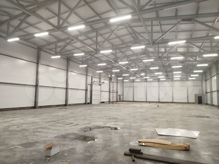 Склад, 1300 м²