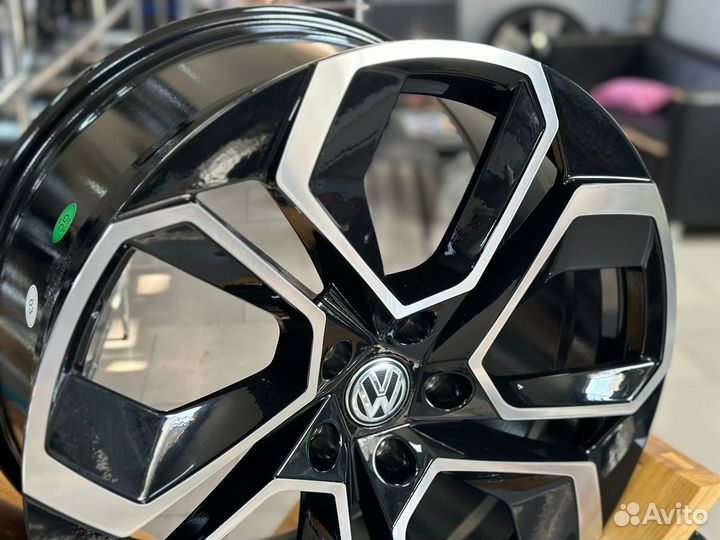 Диски литые Volkswagen Touareg новые