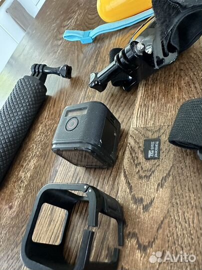 GoPro Hero Session
