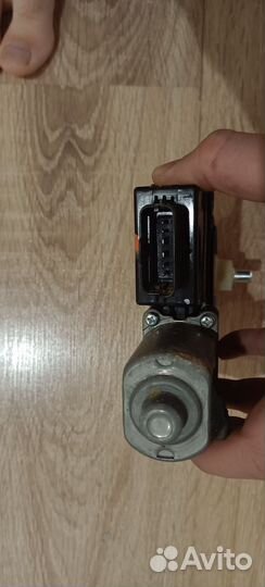 Моторчик стеклоподъемника hyundai Santa Fe DM 3