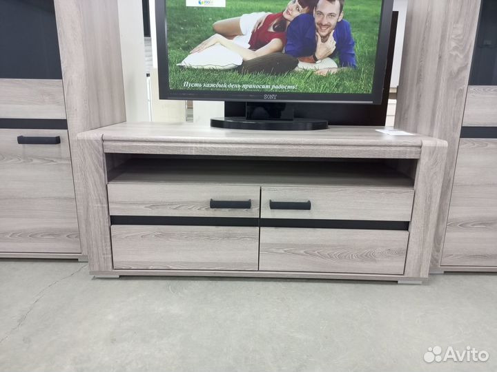 Тумба под тв ясень таормино 1,2м