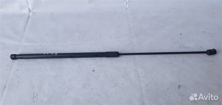 Амортизатор капота Volkswagen Tiguan 2020