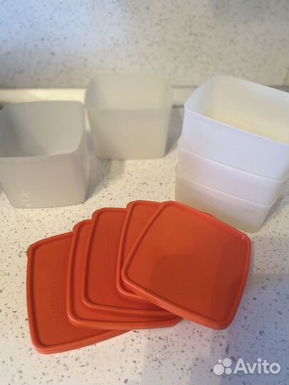 Контейнер tupperware