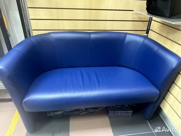 Диван из экокожи