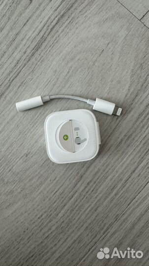 Apple амбушюры переходник lightning 3.5
