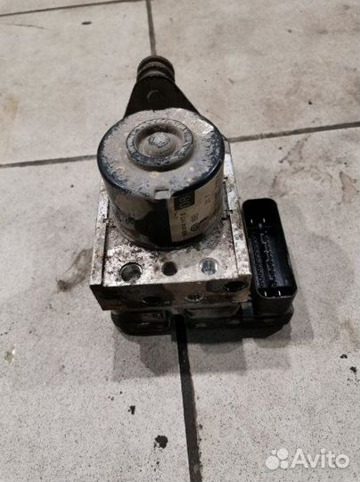 Блок abs Volkswagen Golf мк6 1.6 BSE 2011