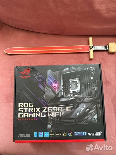 Материнская плата rog strix z690-e gaming wifi