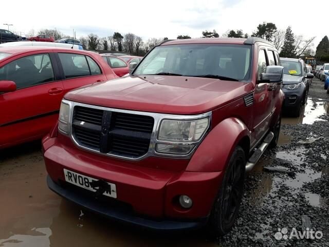 Молдинг крыла заднего правого dodge nitro 2008