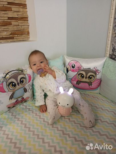 Бортики на овальную кроватку б/у