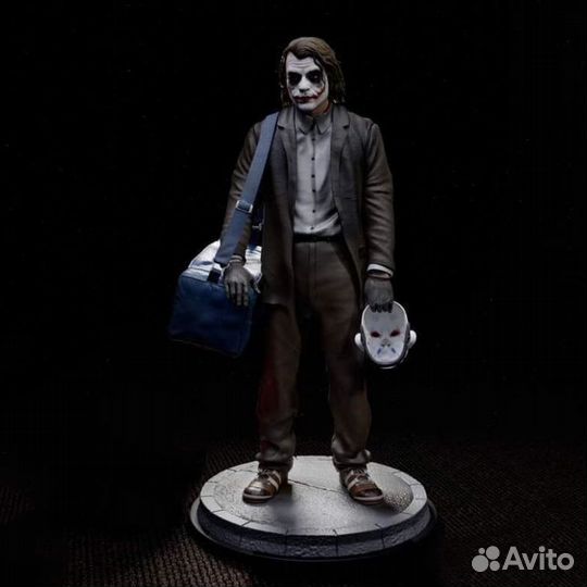 Фигурка джокер