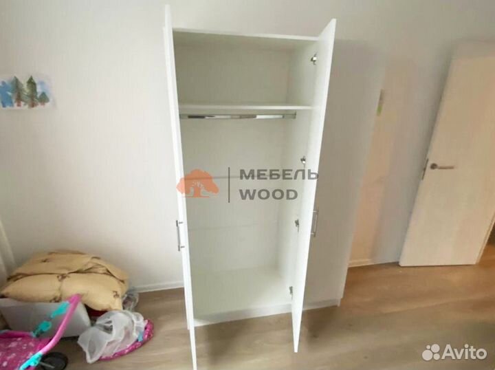 Шкаф распашной