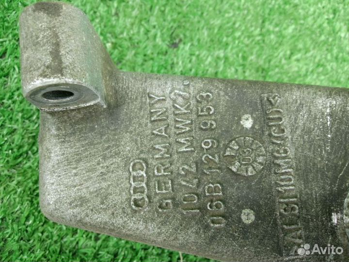 Резонатор воздушного фильтра Audi A4 8E 1.8t 3090