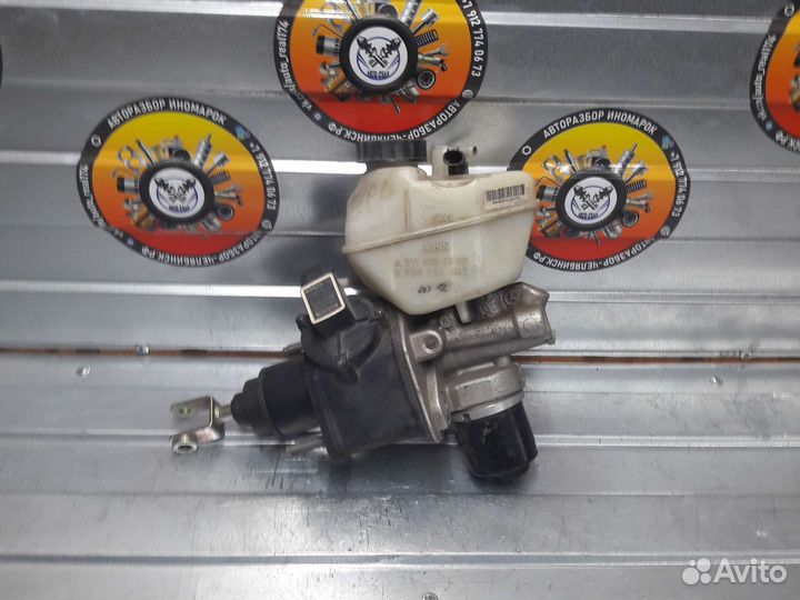 Вакуумный усилитель тормозов Mercedes-Benz W211