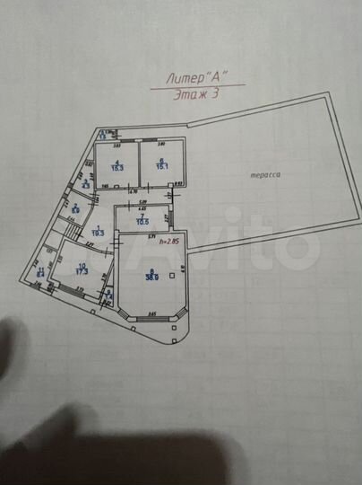Здание, 1400 м²