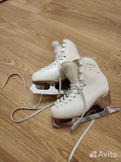 Фигурные коньки edea 195