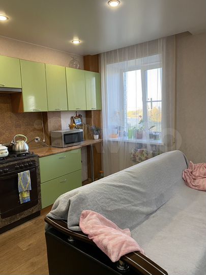 2-к. квартира, 74 м², 8/9 эт.