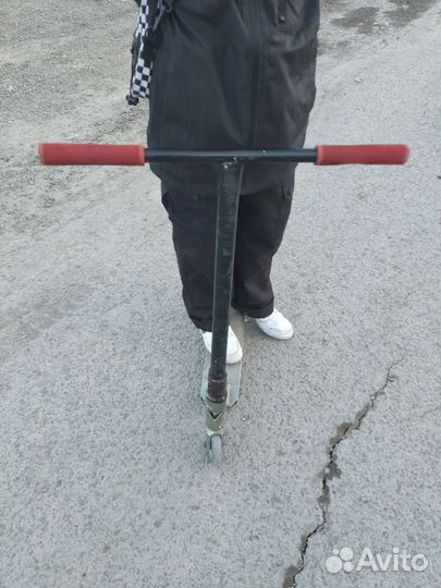 Самокат трюковой