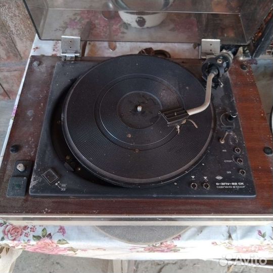 Проигрыватель винила