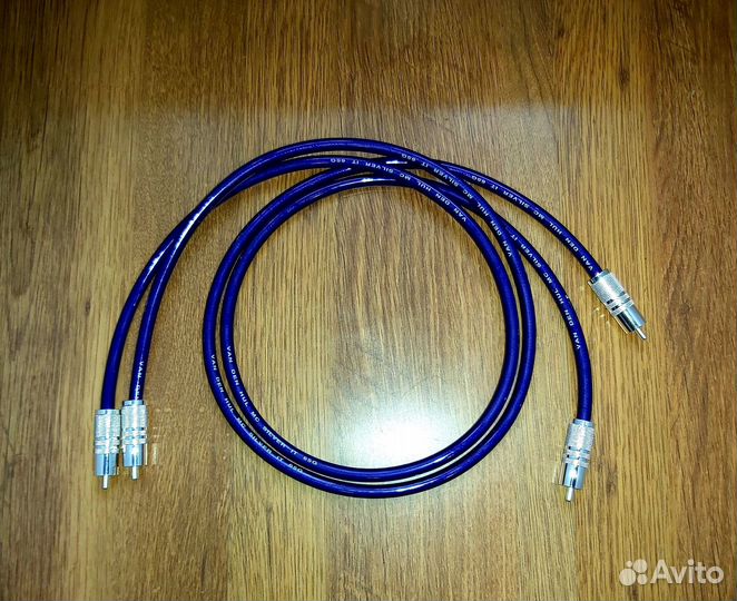 Межблочный кабель RCA Van Den Hul серебро