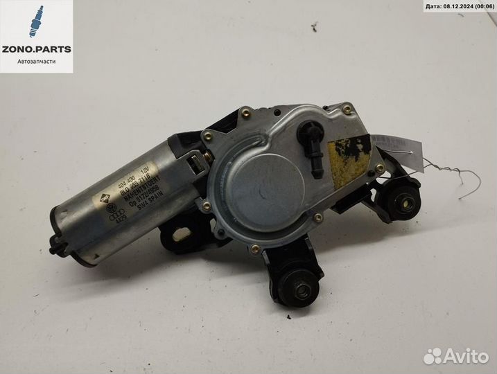 Двигатель стеклоочистителя заднего (моторчик дворников) 8L0955711B на Audi A4 B5 (1994-2001)