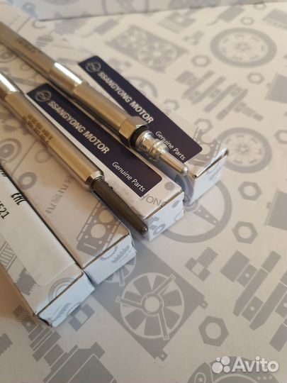 Свеча накала ссангенг D20DTF D20DTR D20DT D27DT ss