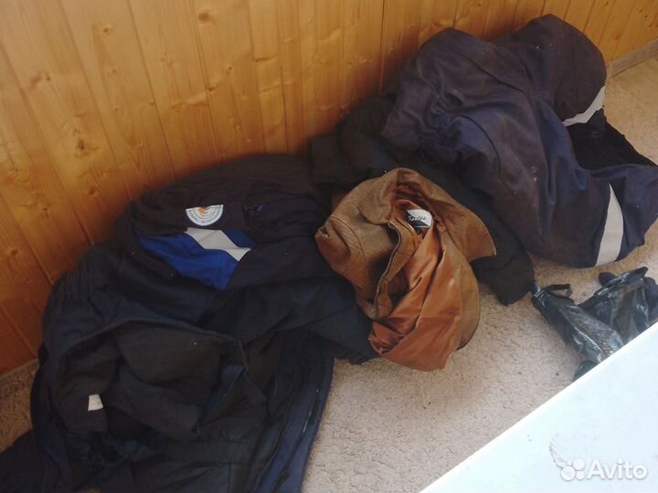 Вещи всяк разные. И рабочие и повседневные