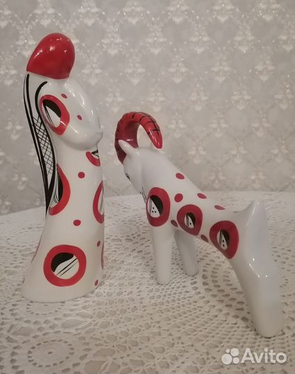 Статуэтки старая Гжель