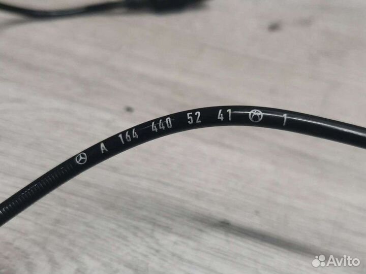 Датчик ABS Mercedes M W164