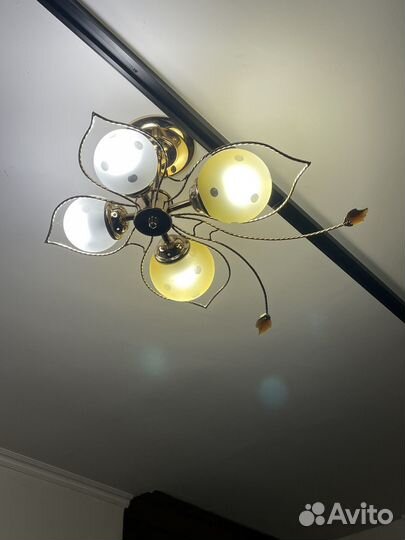 Люстра потолочная бу