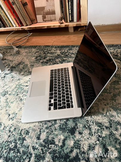 Зверь MacBookPro 15 Retina SSD 512GB hdmi i7