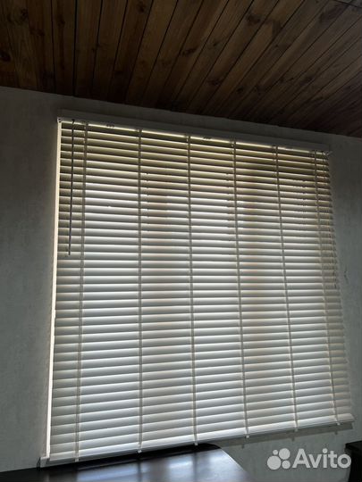 Жалюзи горизонтальные