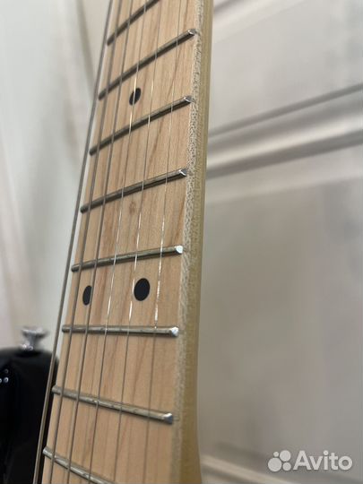 Squier sonic stratocaster 2 color sunburst