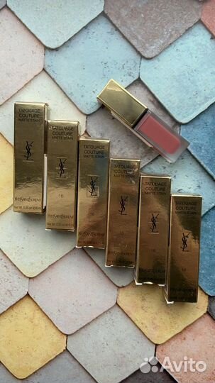 Жидкая помада YSL Tatouage Couture Matte Stain